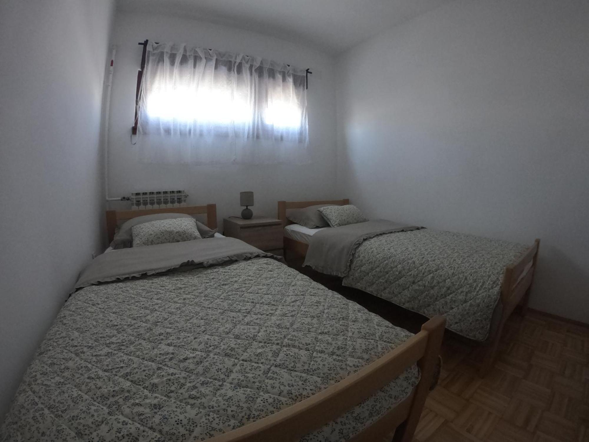 Ena Apartament *