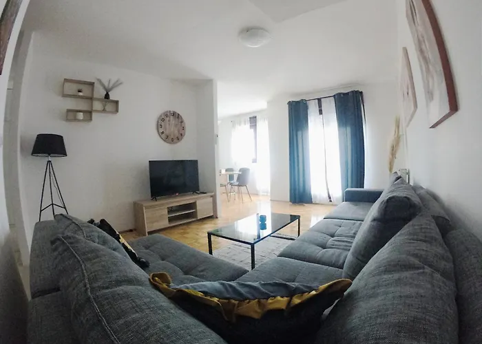 Apartment Ena